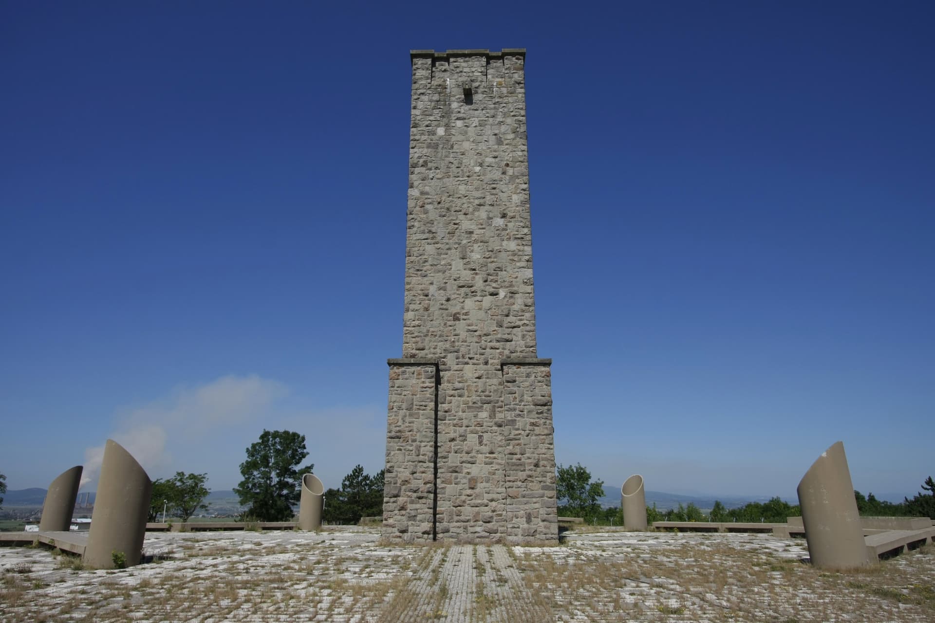 gazimestan monument